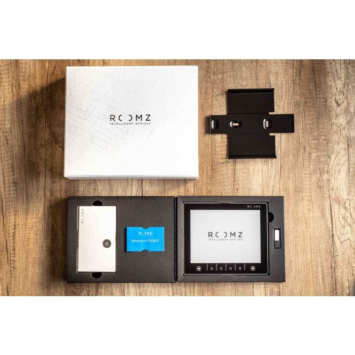 Roomz Experience Box Black - Roomz Display + Roomz Sensor