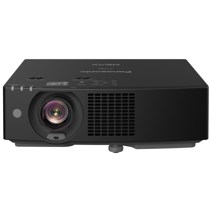 Panasonic 3LCD, 4K (3840 ? 2400 pixels), 8000 ANSI lumens, ratio 1.09?1.77:1, poids 7.4 kg. Couleur : noir.